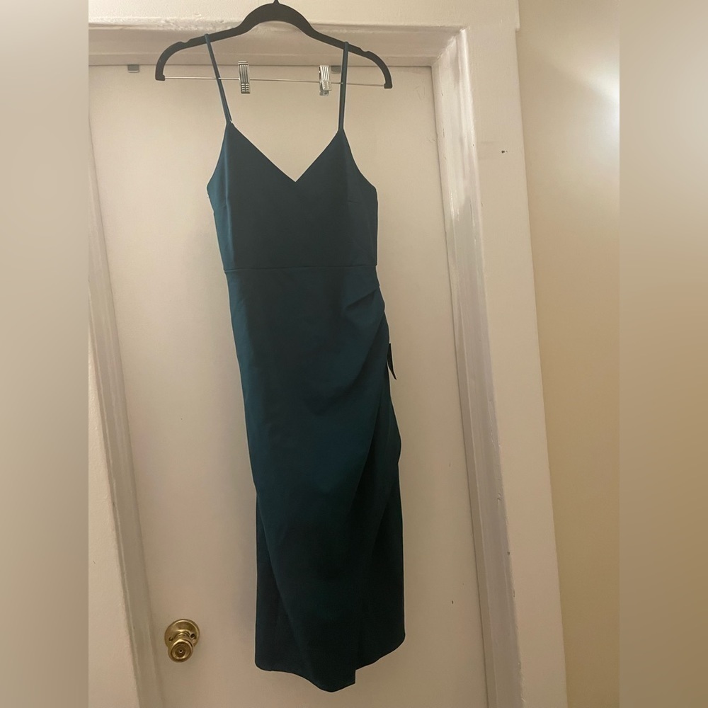 Lulu’s Forest Green MIDI Dress‎ size Medium